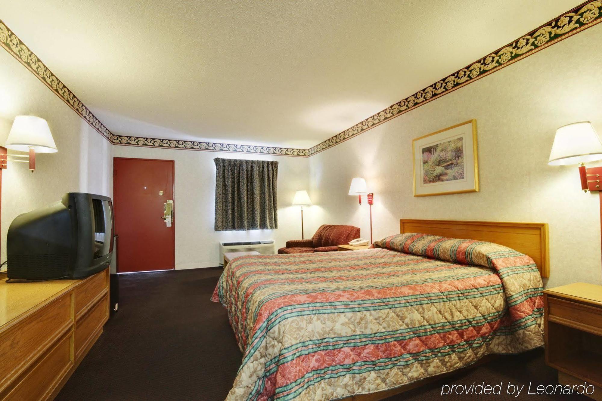 Americas Best Value Inn & Suites Macon Ngoại thất bức ảnh