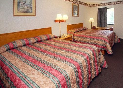 Americas Best Value Inn & Suites Macon Phòng bức ảnh